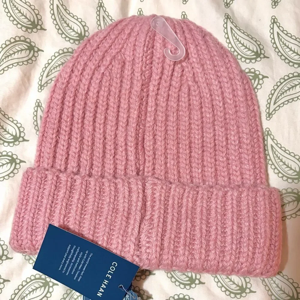 Cole Haan Logo Zephyr Pink Chunky Knit Cuffed Beanie Winter Hat OS